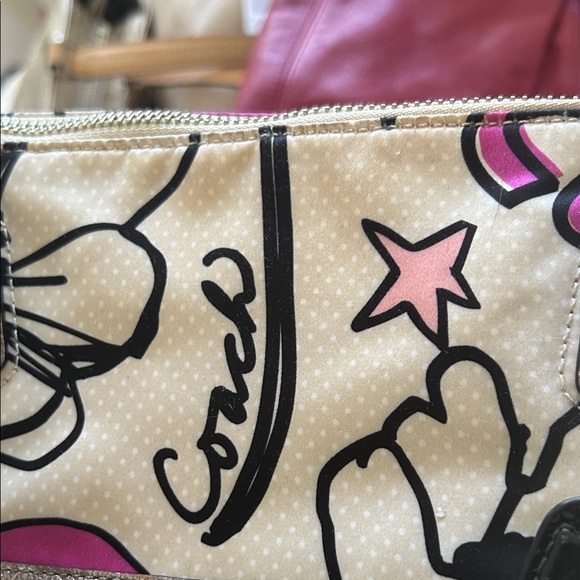 Coach Floral Poppy Art Tote Bag - Picture 10 of 15